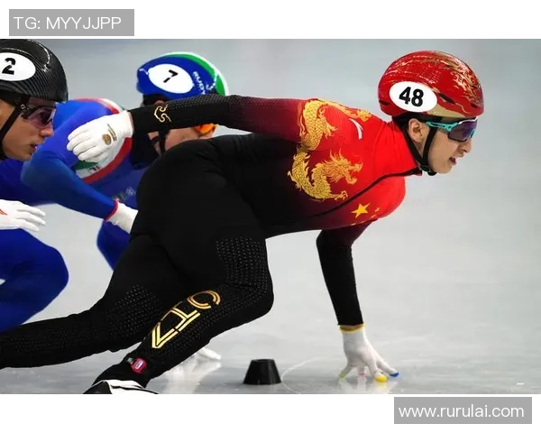 武大靖在赛场上拼搏的背后是对梦想执着追求的真实写照