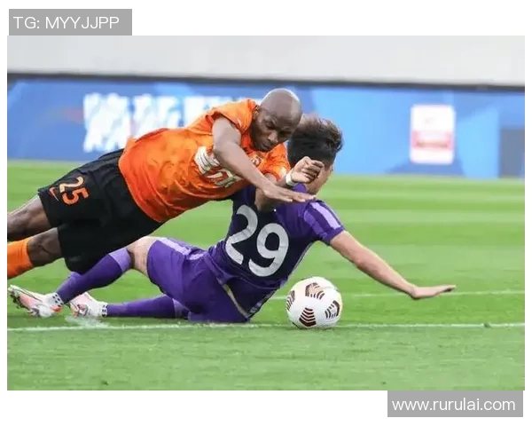 足球明星因特效惊吓而晕倒引发热议球迷纷纷讨论其心理承受能力 足球明星因特效惊吓而晕倒引发热议球迷纷纷讨论其心理承受能力