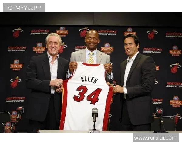 回顾2012年劳尔的辉煌足球生涯与传奇瞬间