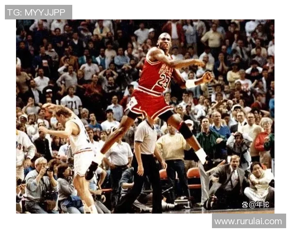 篮球场上的传奇人物44分以上得分明星的辉煌时刻回顾
